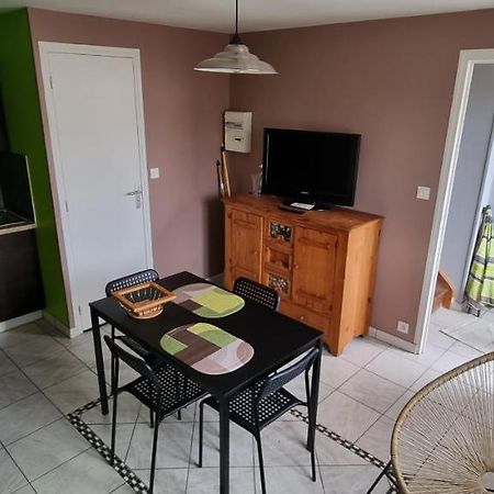 Gites De L'Archange Courtils Kültér fotó