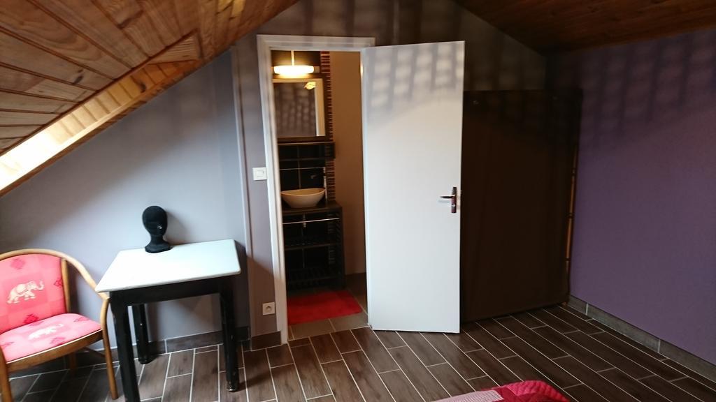 Gites De L'Archange Courtils Kültér fotó
