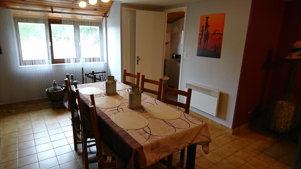 Gites De L'Archange Courtils Kültér fotó